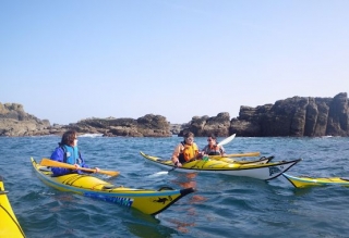  Kayak de mar en las Cotes d Armor 